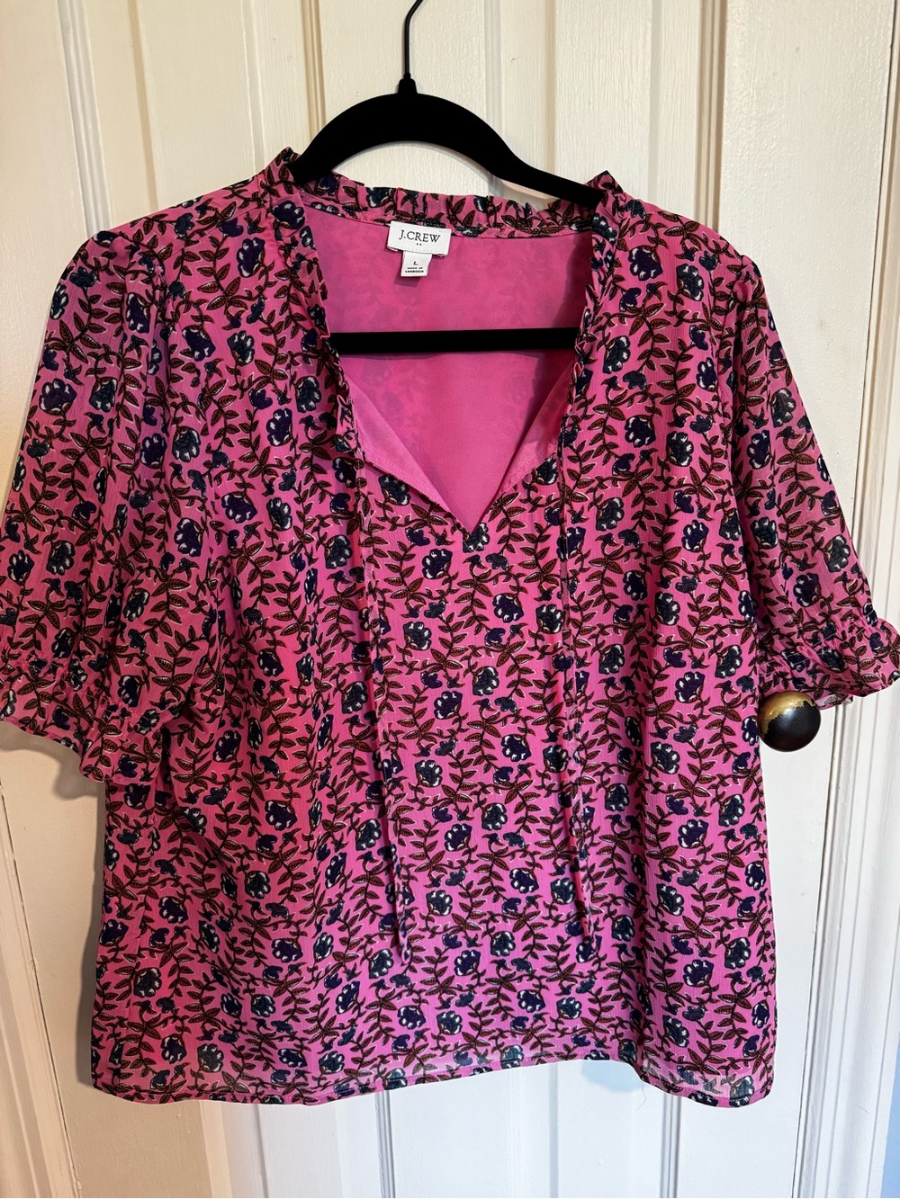 J.Crew Pink Floral Short-Sleeve V-Neck Top size L